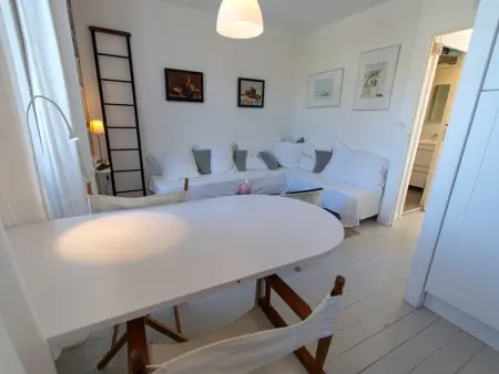 Appartement rénové vue mer à Le Palais, 2 chambres - Photo 1