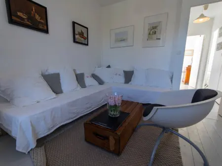 Appartement rénové vue mer à Le Palais, 2 chambres - Photo 2