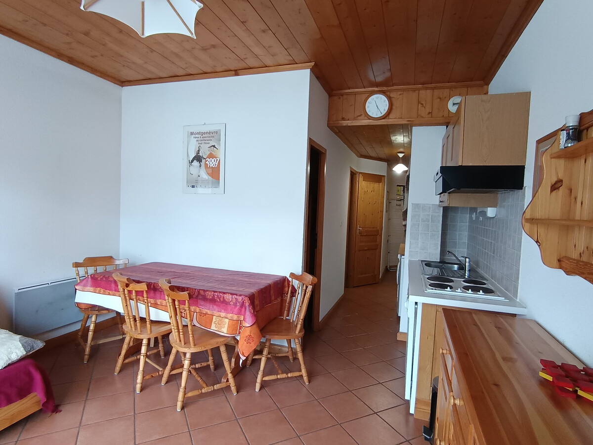 Appartement 6 pers à Montgenèvre, parking et placard à skis - Photo 3