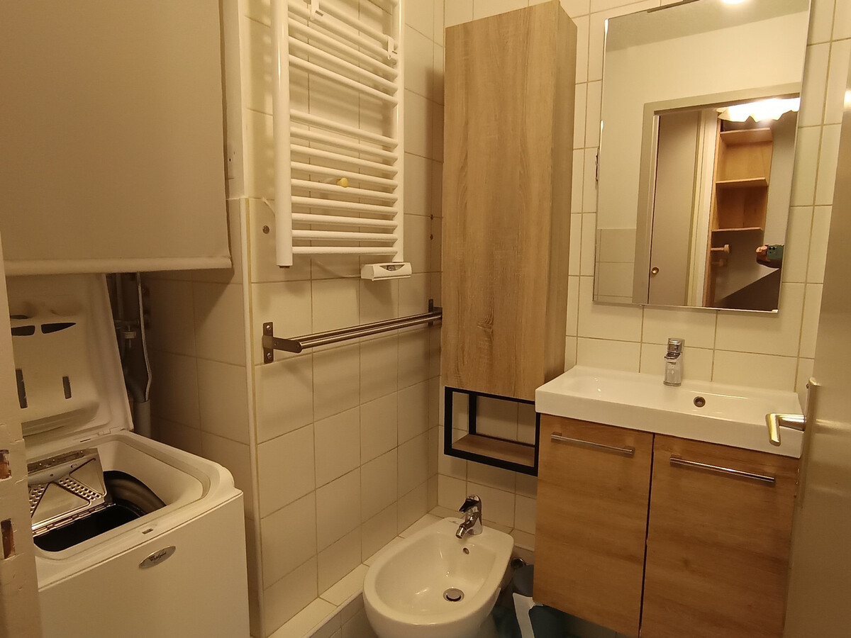 Studio rénové 34m² avec balcon vue pistes, parking - Photo 7