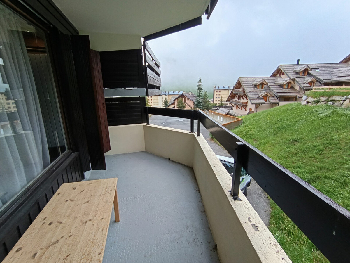 Studio rénové 34m² avec balcon vue pistes, parking - Photo 8