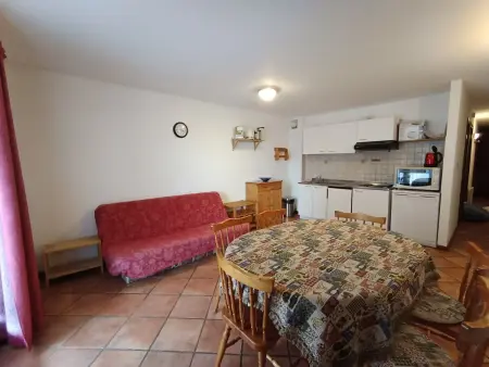 Location appartement à Montgenèvre, Appartement idéalement situé proche des pistes, animaux acceptés, parking inclus