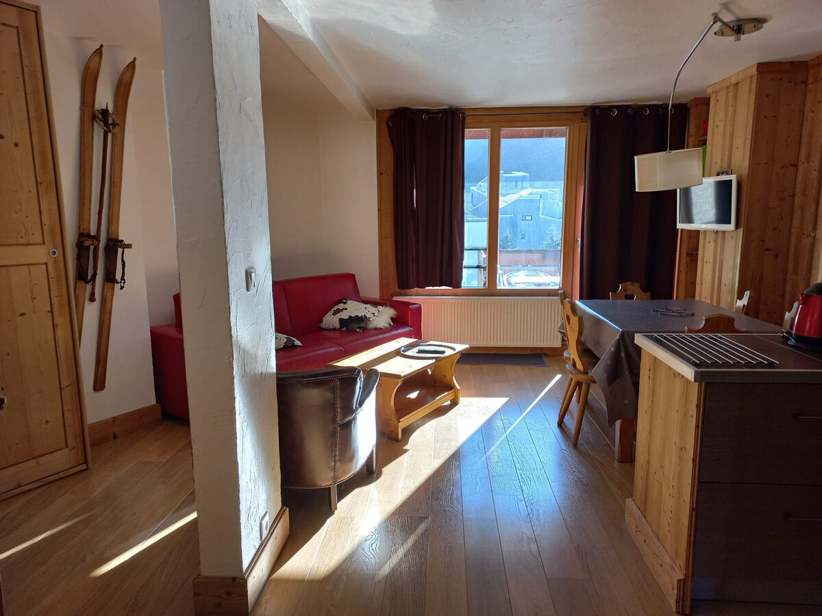 2 pièces rénové vue pistes, balcon sud, 6 personnes - Photo 2
