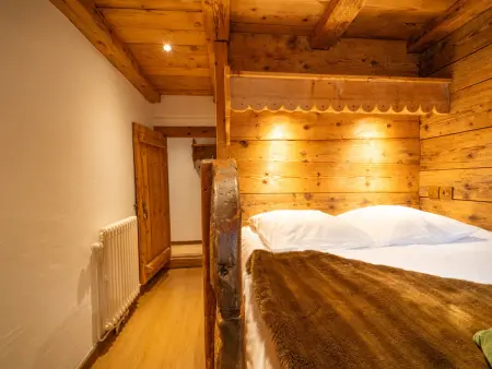 Appart 5 chambres 10 pers à La Clusaz, salon 39m² : photo 15