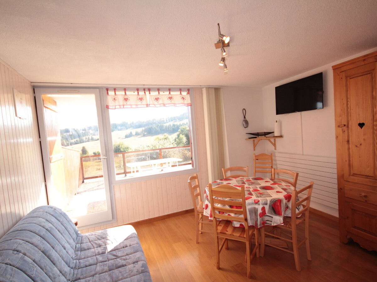 T2 cabine 6 pers aux Saisies, terrasse sud vue pistes - Photo 9