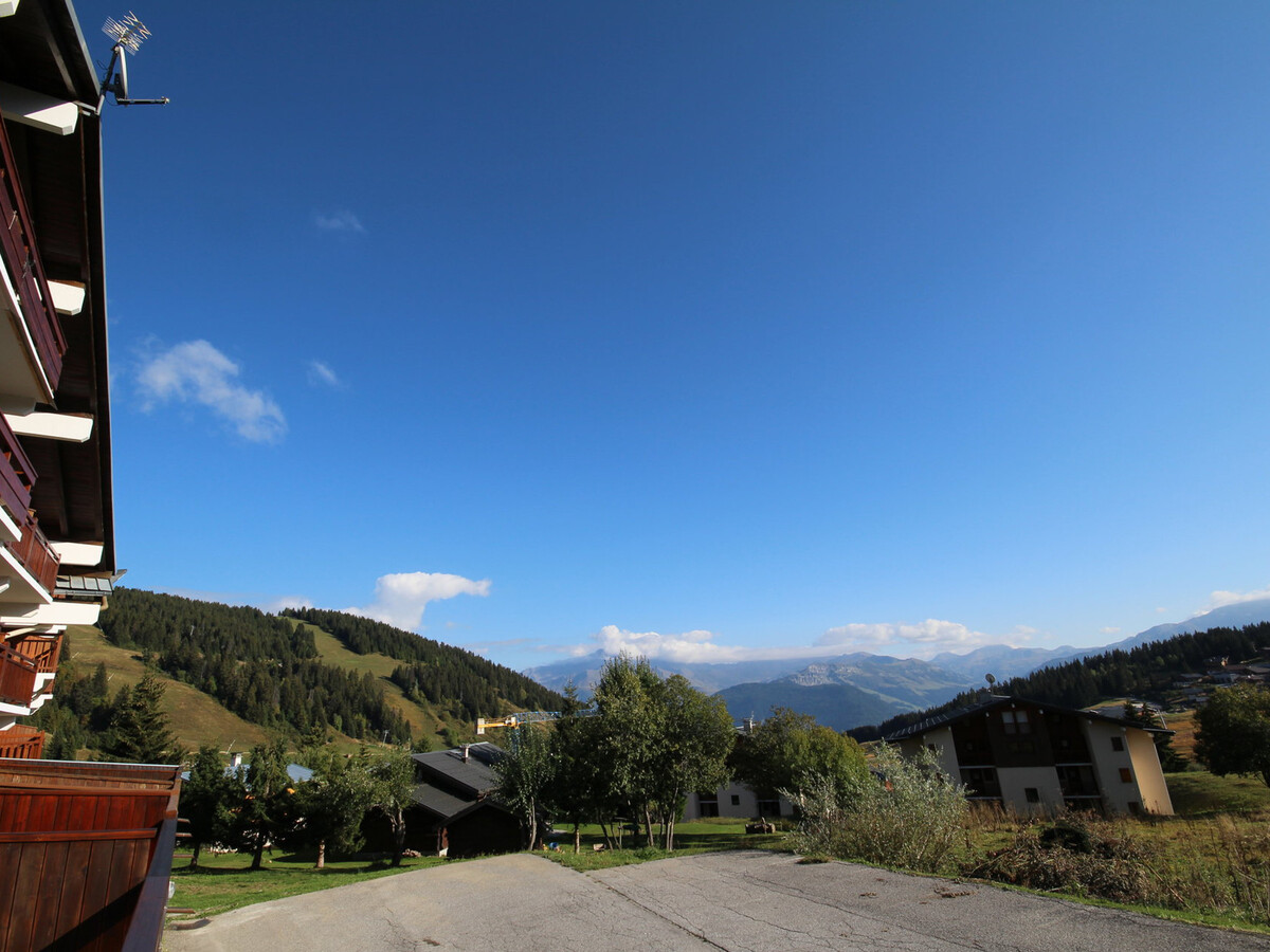 T2 cabine 6 pers aux Saisies, terrasse sud vue pistes - Photo 13