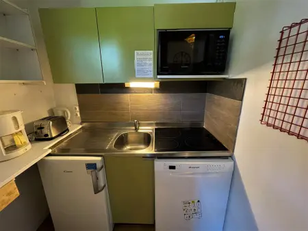 Duplex 6/7 pers. avec balcon Est aux Menuires, pistes à 100 m : photo 4