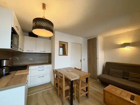 Location appartement à Les Menuires, Studio au pied des pistes pour 4 pers. - Les Menuires