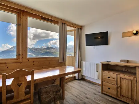 Studio cabine rénové avec vue Mont-Blanc à Plagne Aime 2000 : photo 4