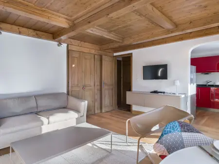 T2 rénové 60m² avec parking à 400m des pistes, Megève