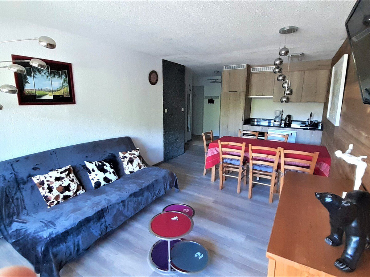 Appartement 8 pers. La Clusaz, balcon sud, 2 chambres - Photo 9