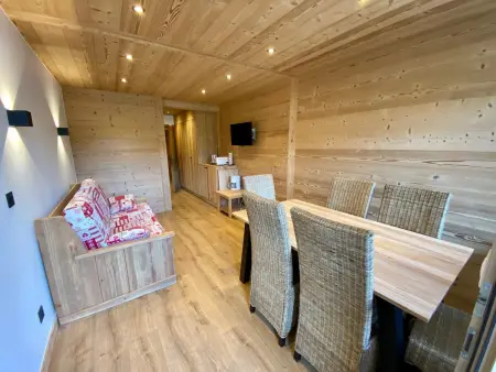 Location appartement à La Clusaz, Appartement Rénové 8 Pers Centre Village La Clusaz, Balcon Sud, Proche Commerces et Pistes