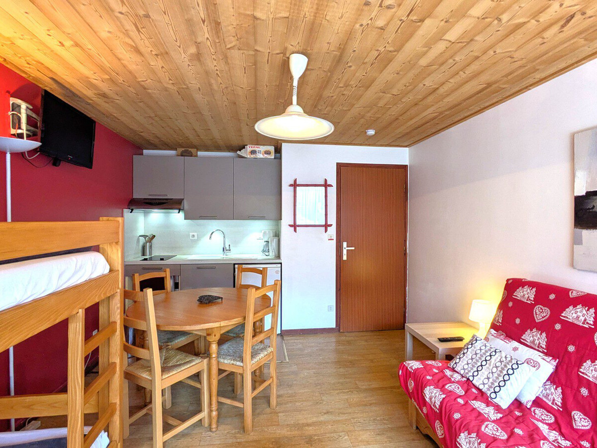 Studio 4 pers centre La Clusaz, balcon sud vue village - Photo 2