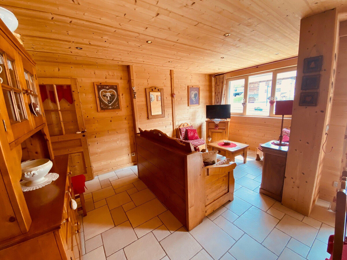 Appartement 47 m² balcon sud, parking inclus à La Clusaz - Photo 4