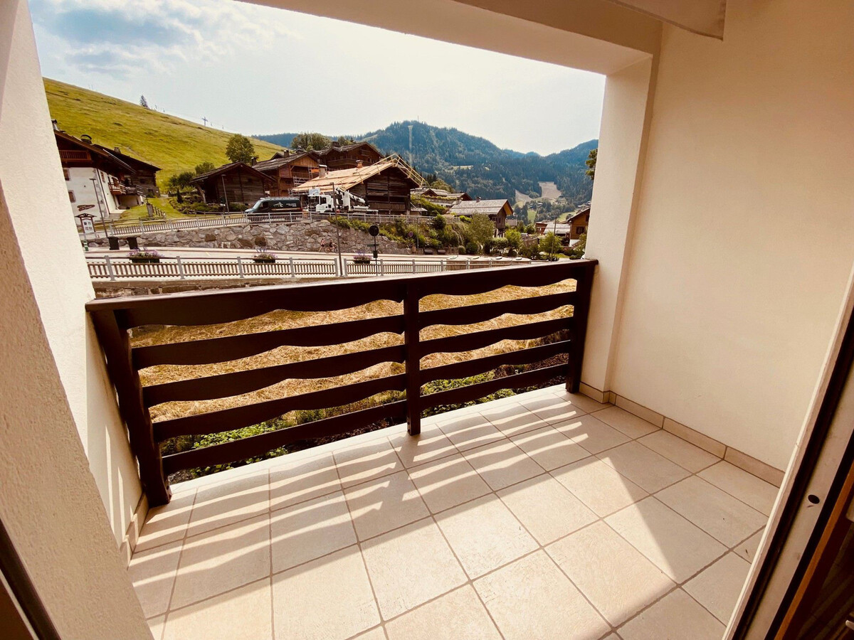 Appartement 47 m² balcon sud, parking inclus à La Clusaz - Photo 11