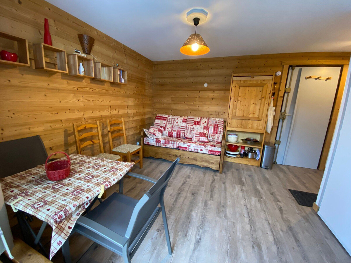 Studio rénové 2021 au cœur de La Clusaz, balcon, parking - Photo 6