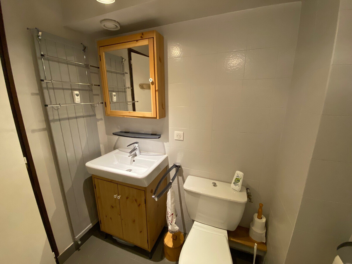 Studio rénové 2021 au cœur de La Clusaz, balcon, parking - Photo 7