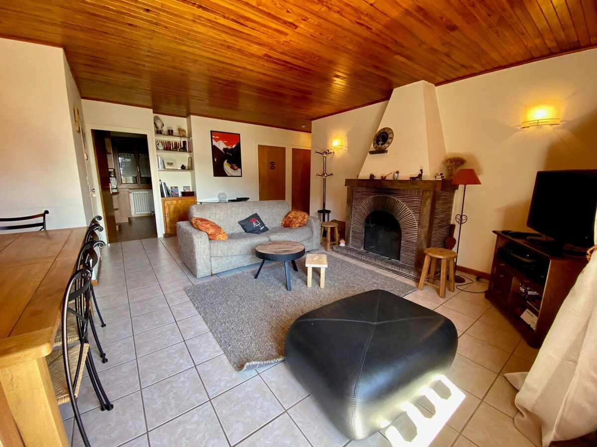 Appartement 3 pièces balcon sud, cheminée à La Clusaz - Photo 1