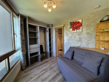 Appartement 2 pièces aux Menuires, 13e étage vue montagne : photo 6