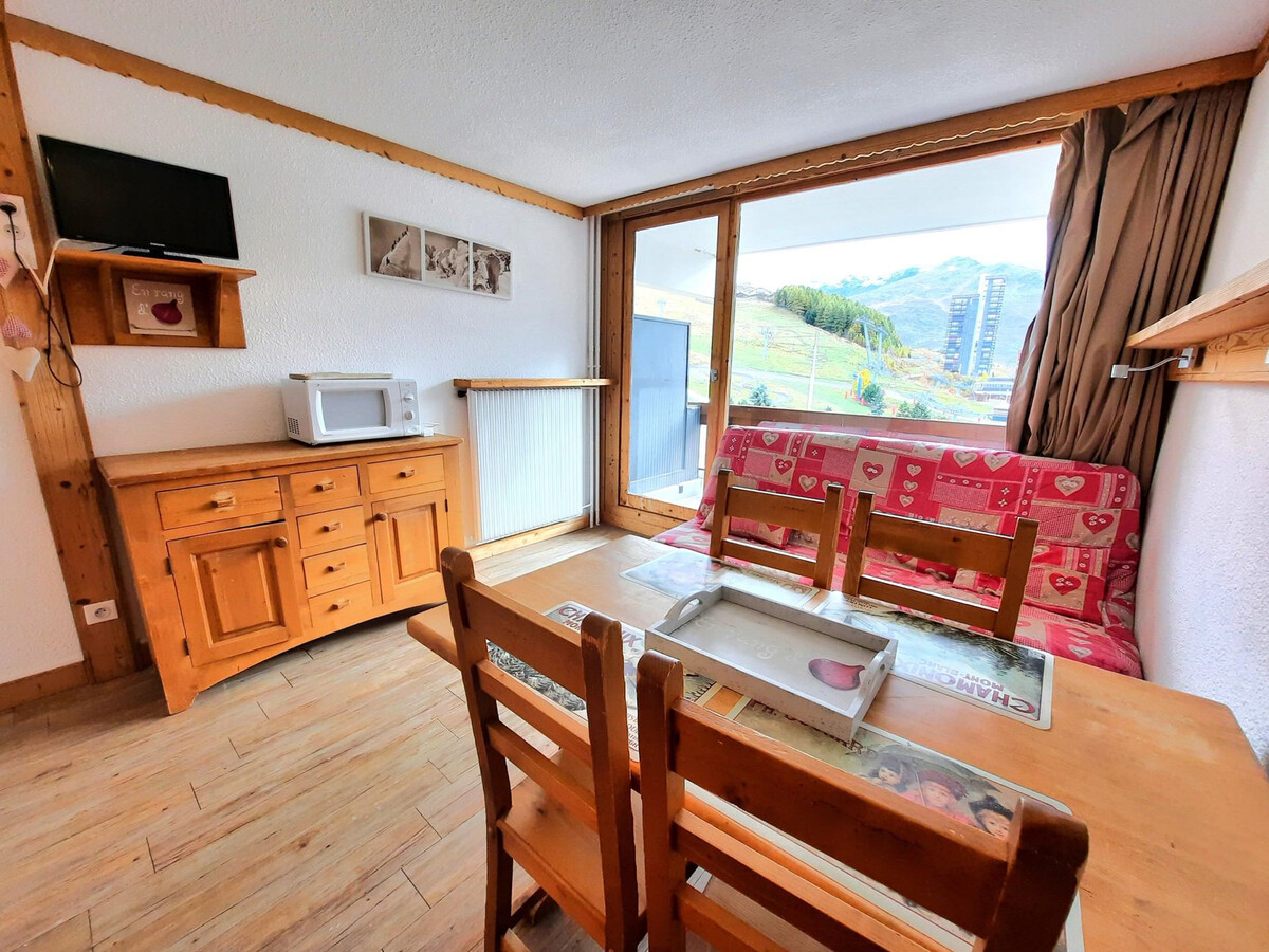 Studio 4 personnes ski aux pieds aux Menuires, balcon sud - Photo 1