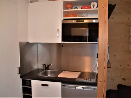 Studio 2 pers. avec balcon Est, pied des pistes, Les Menuires : photo 3