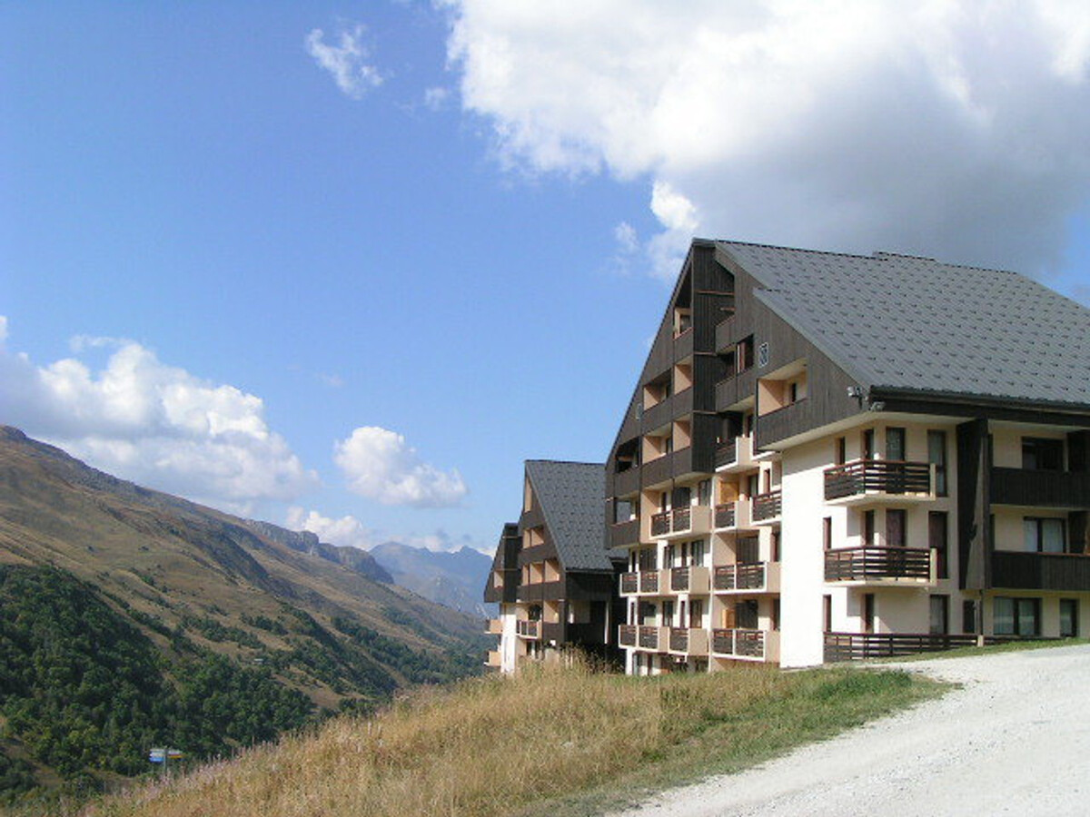 Studio 17m² aux Menuires, balcon Est, casier à skis - Photo 14