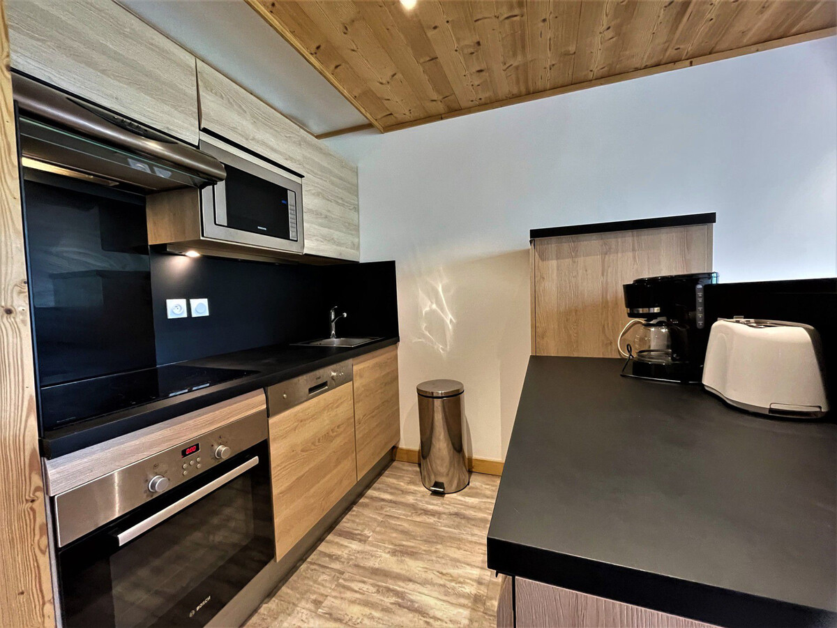 2 pièces cabine 4 pers. aux Menuires, balcon sud-ouest - Photo 4