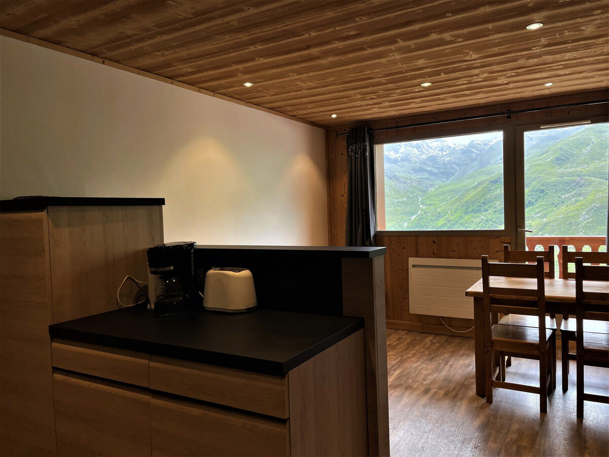 2 pièces cabine 4 pers. aux Menuires, balcon sud-ouest - Photo 5