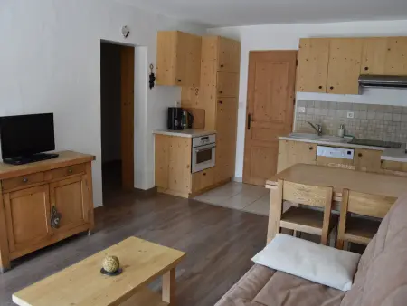 Location appartement à Champagny en Vanoise, Appartement chaleureux PMR avec terrasse sud, parking, près de Champagny-en-Vanoise