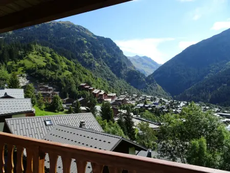Duplex 37 m² à 50 m des pistes, 2 balcons sud : photo 4