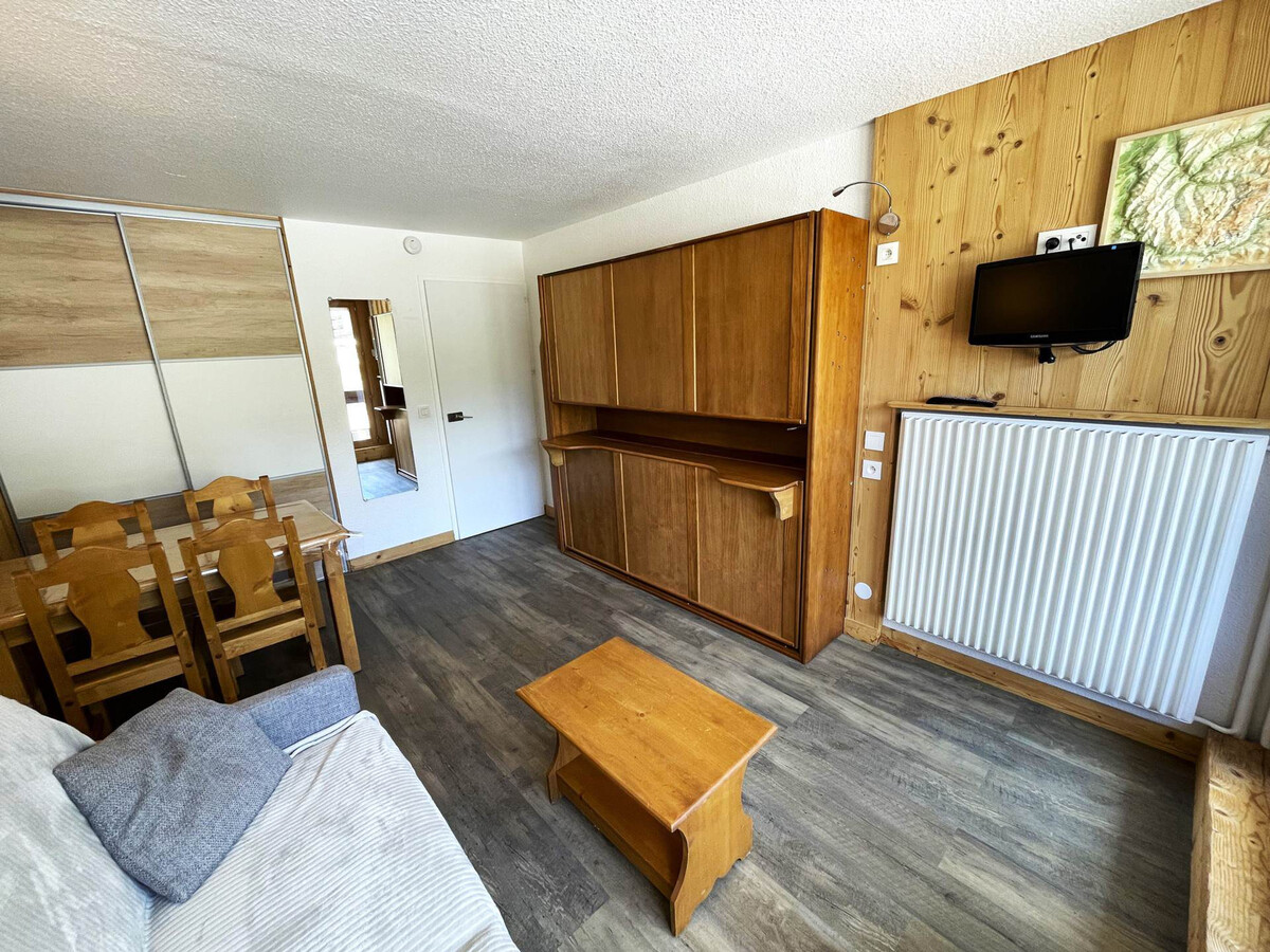 Studio ski aux pieds, 4 pers, balcon sud Les Menuires - Photo 2