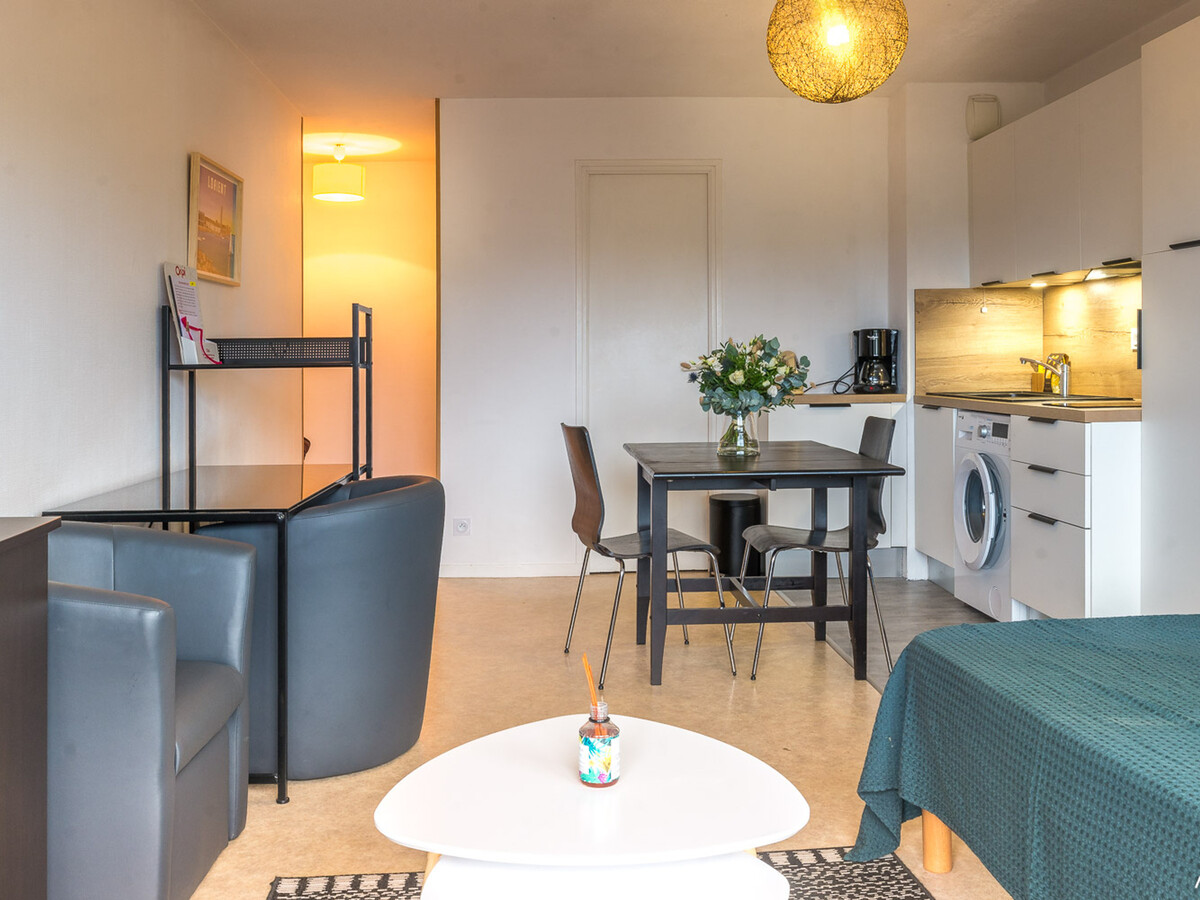 Studio à Larmor-Plage: balcon, parking, à 500m de la mer et des commerces - Photo 3