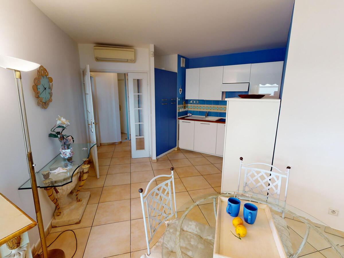 Appartement 2P centre Menton, terrasse vue mer et clim - Photo 5