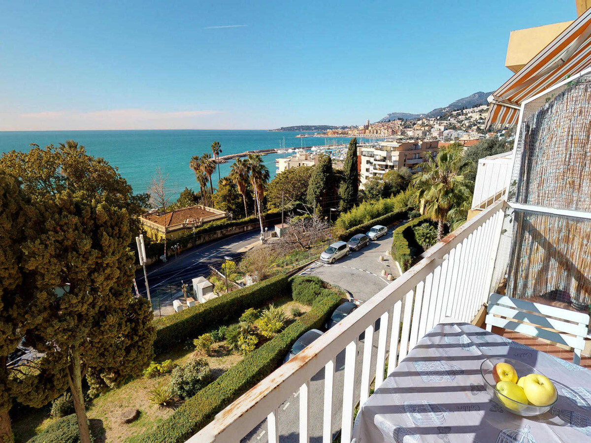 2P climatisé dernier étage, terrasse vue mer à Menton - Photo 1