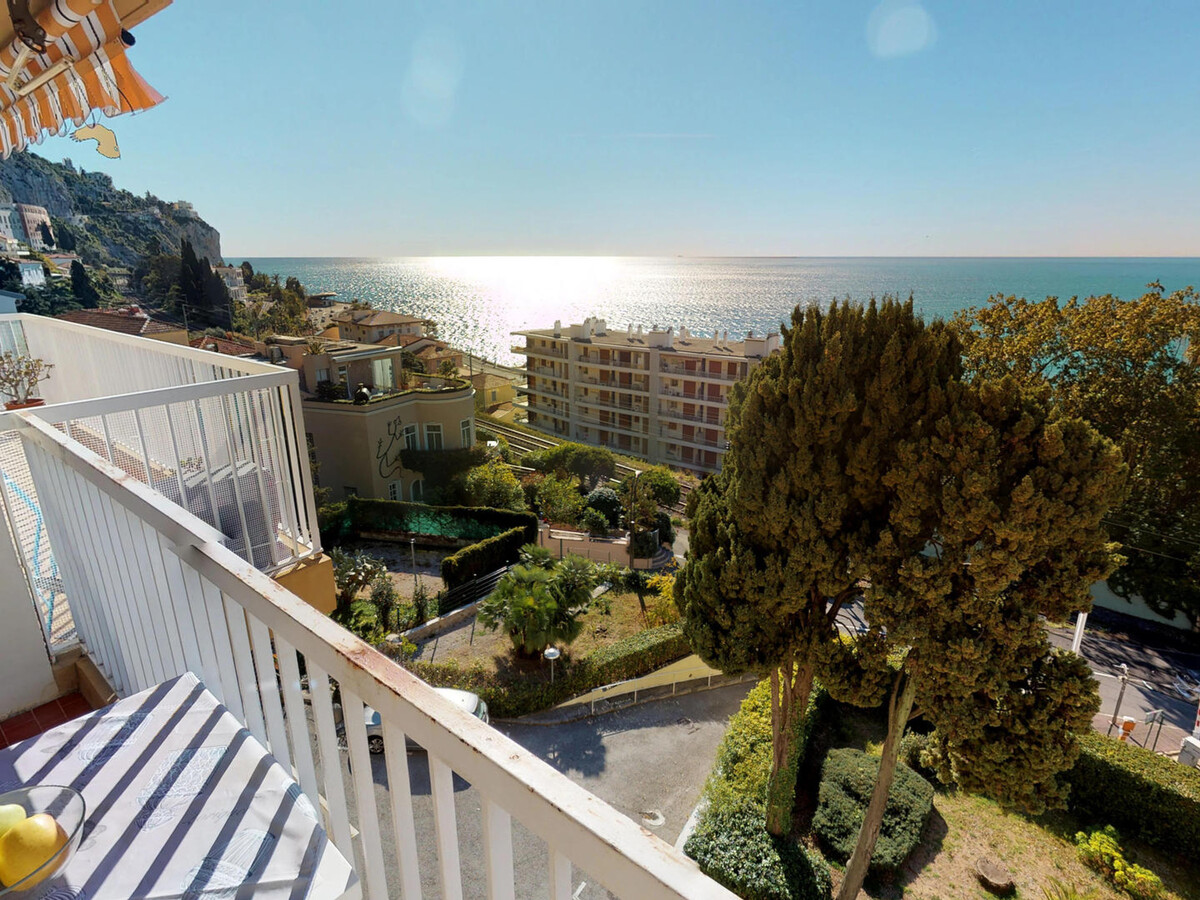 2P climatisé dernier étage, terrasse vue mer à Menton - Photo 2