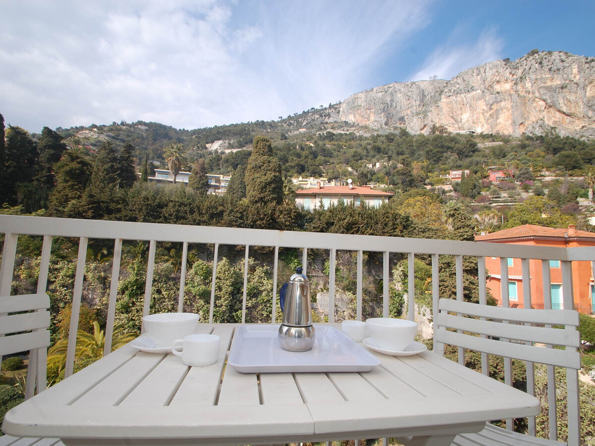 2P climatisé dernier étage, terrasse vue mer à Menton - Photo 9