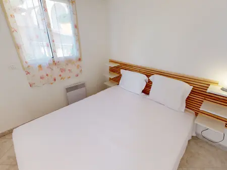 Petit 3P avec terrasse vue mer, piscine et garage à Menton : photo 4