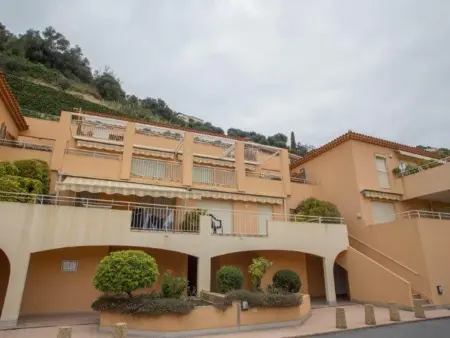 Petit 3P avec terrasse vue mer, piscine et garage à Menton : photo 13