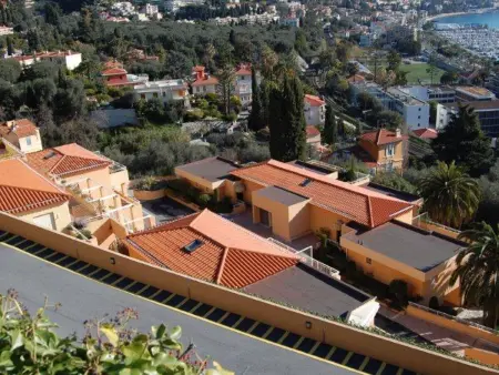 Petit 3P avec terrasse vue mer, piscine et garage à Menton : photo 17