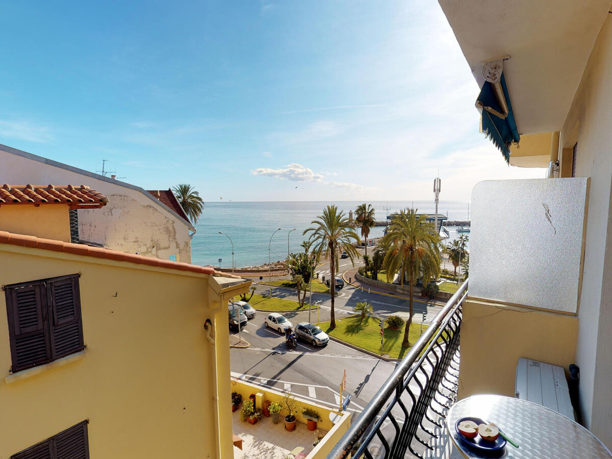 Studio moderne 22m² avec balcon et vue mer, Menton - Photo 1