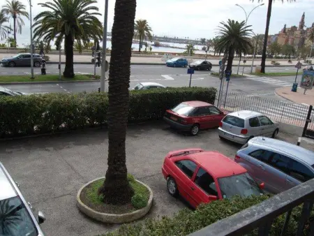 Studio face mer avec terrasse à Menton : photo 12