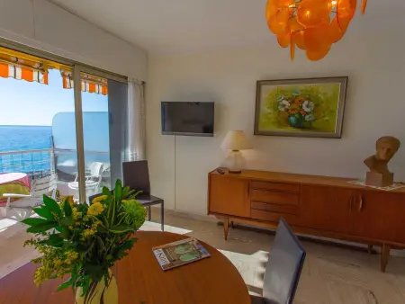 2P vue mer à Menton avec 2 terrasses et garage : photo 3