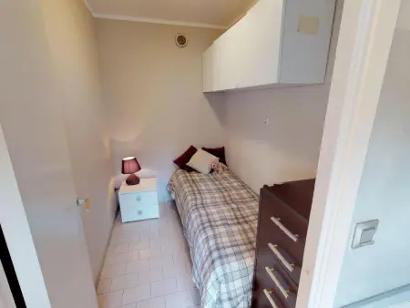 Studio rénové 30m² avec alcôve à Menton : photo 4