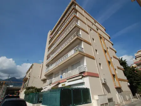 Studio climatisé au dernier étage avec terrasse à Menton : photo 12