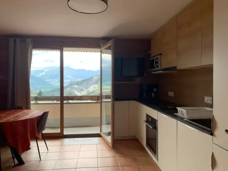 Appartement 3 pièces balcon à Pra-Loup, parking privé : photo 2