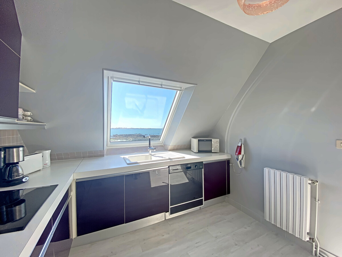 T4 96m² face à la mer avec terrasse plein sud à Larmor-Plage - Photo 8