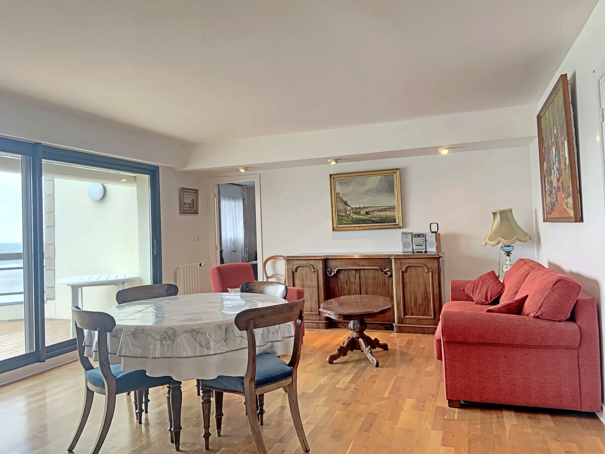 T4 96m² face à la mer avec terrasse plein sud à Larmor-Plage - Photo 10