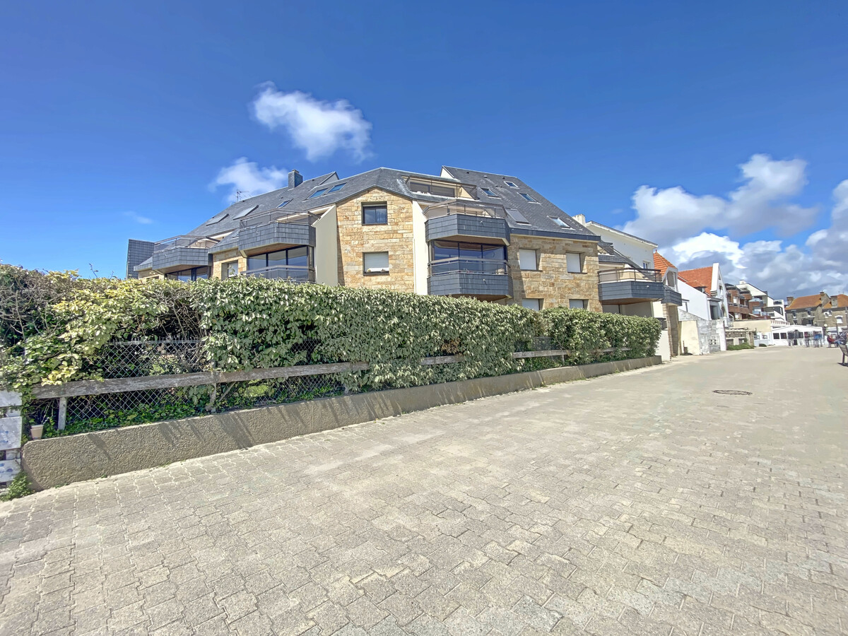 T4 96m² face à la mer avec terrasse plein sud à Larmor-Plage - Photo 21