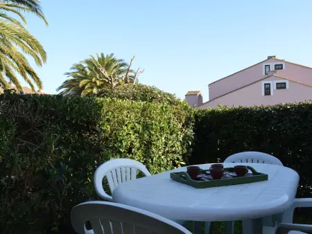 T2 rez-de-jardin avec piscine et terrasse à Saint-Cyprien