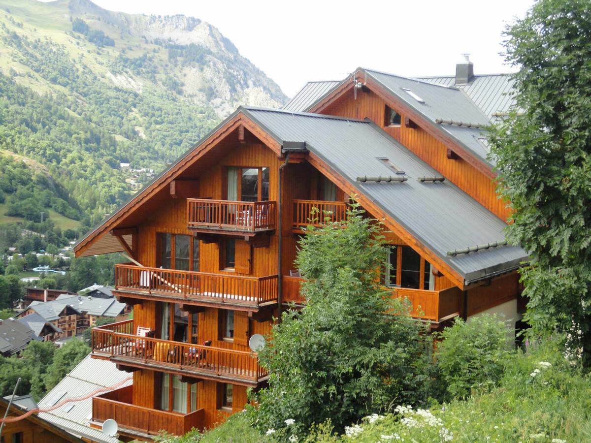 Appartement 2 pièces Valloire, balcon ouest et parking privé - Photo 8